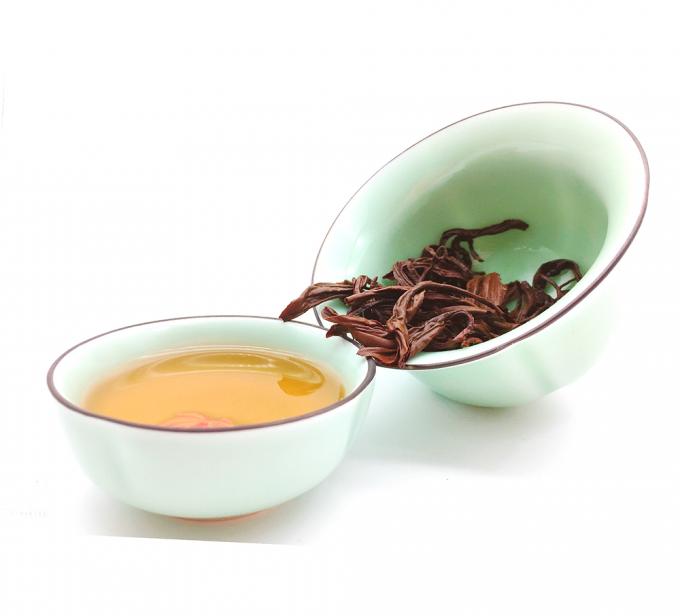 Fermentado processando o chá preto preto fraco de chá, liso e delicado de Yunnan