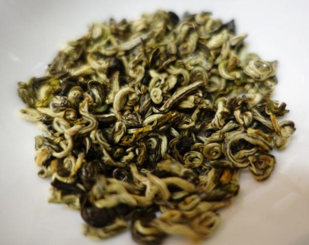 Folhas fracas chinesas frescas do chá verde de Biluochun para restaurantes do nível superior